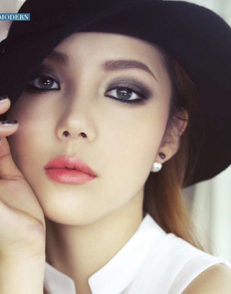 แต่งตาแบบสโมกกี้อาย