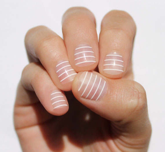 negative-space-nail-art-white-stripes