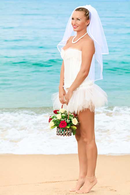 ชุดแต่งงานแบบสั้น