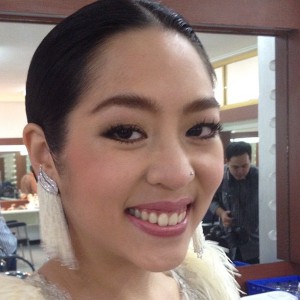 คุณหญิงแมงมุม ในชุดเจ้าสาว