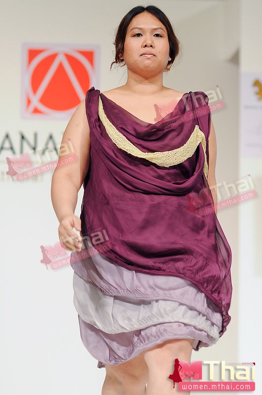 แฟชั่นโชว์ CIDI 2012