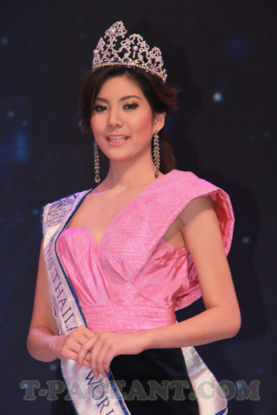  รองอันดับ 2 มิสไทยแลนด์เวิลด์ 2013 