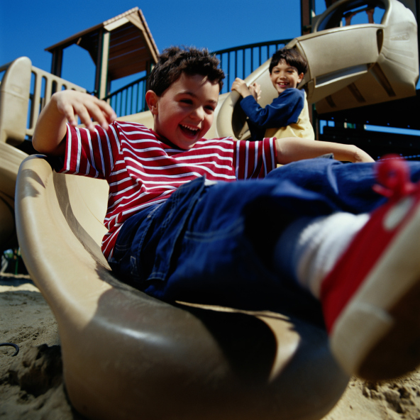 เล่นเครื่องเล่น ช่วง เปิดเทอม 