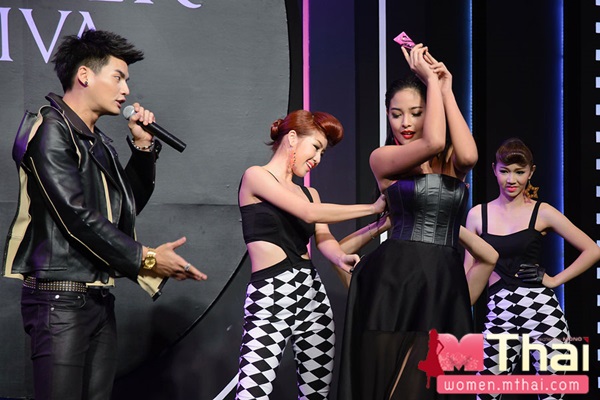 ปุ๊กลุ๊ก - ฝนทิพย์ และ ฮั่น เดอะสตาร์ 