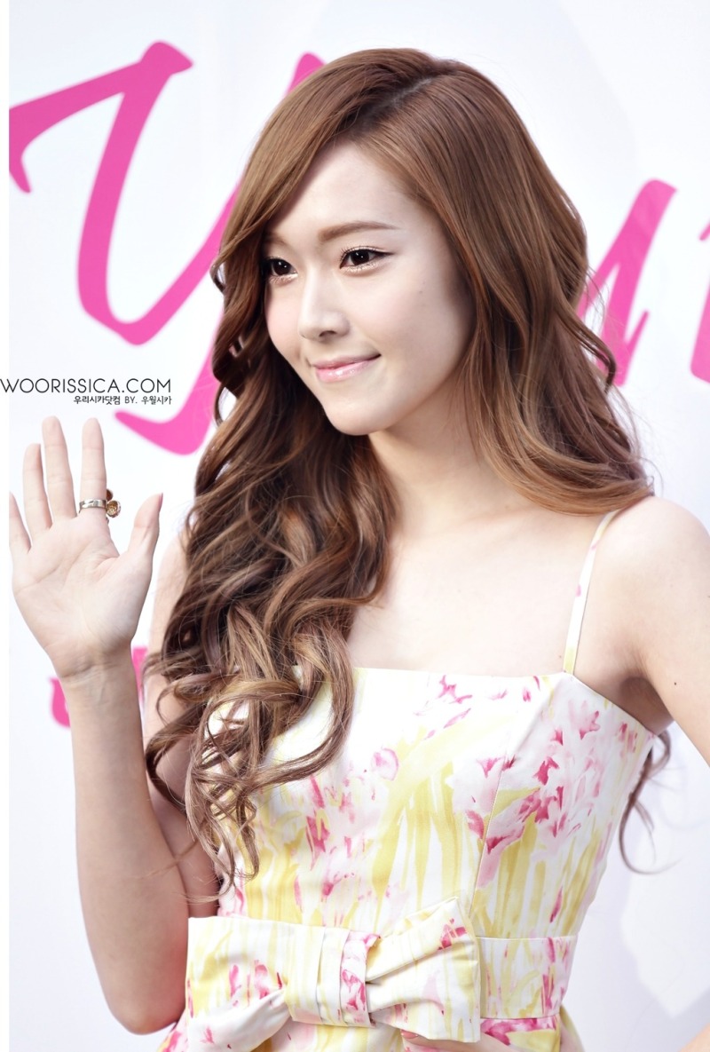  เจสสิก้า แห่งวงโซนยอชิแด (SNSD) 