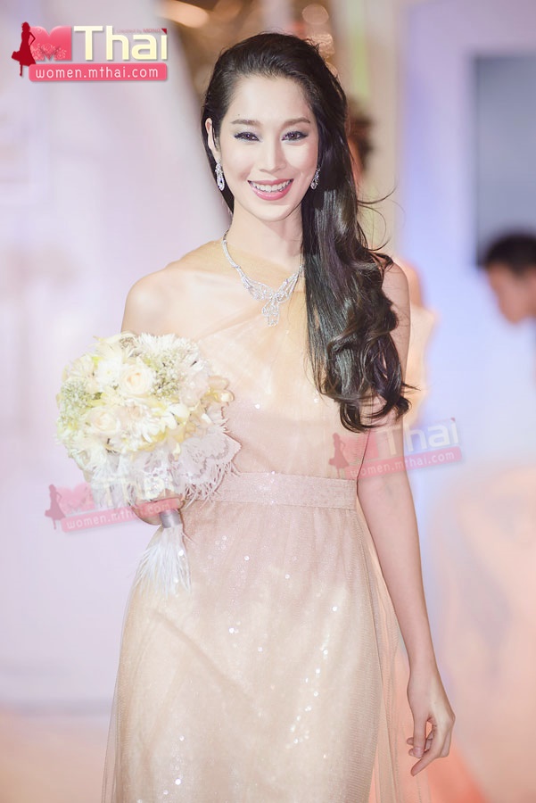 ชุดแต่งงาน