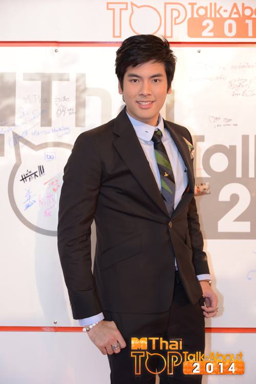 บอม ธนิน ในชีวิตจริงเป็นคุณชาย หรือเปล่า?