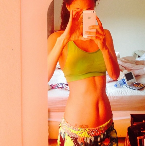 น้ําฝน กุลณัฐ