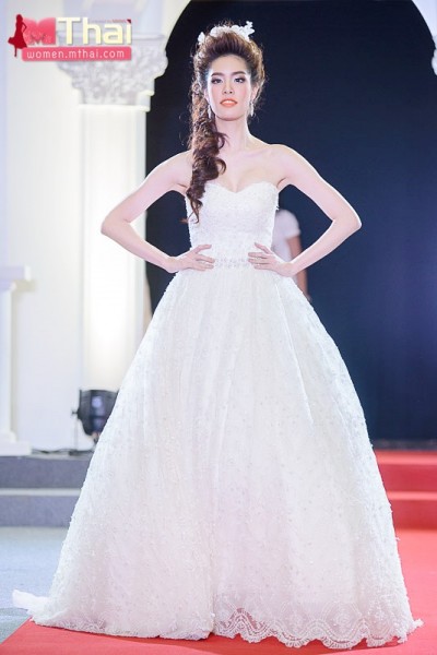 ชุดแต่งงาน เกรซ กาญจน์เกล้า