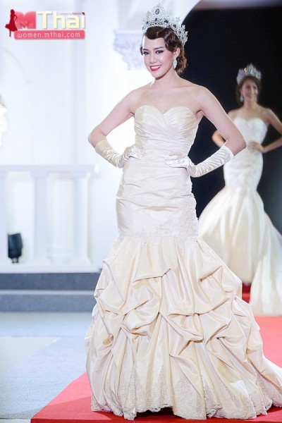 ชุดแต่งงาน