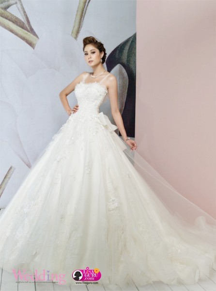 ชุดแต่งงาน ขวัญ อุษามณี