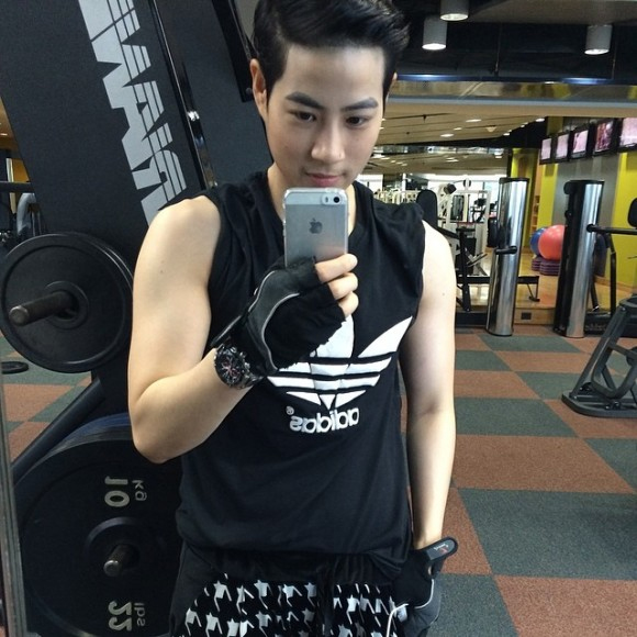 ทอมหล่อ 