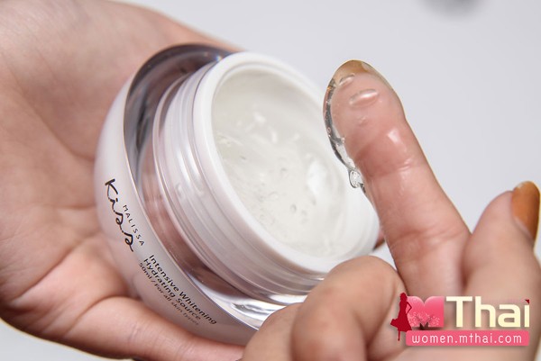 เครื่องสำอาง