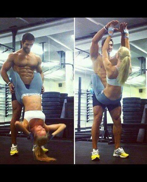 ท่าออกกำลังกายคู่รัก