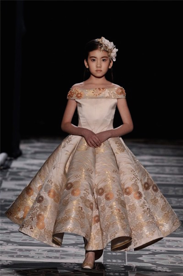 ซิ่วฉิว  นางแบบเด็กวัย 9 ขวบจากจีน