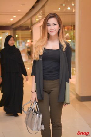 อีฟ พุทธธิดา