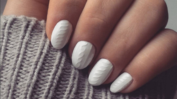 เพ้นท์เล็บ 