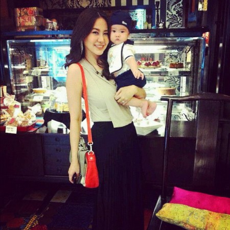 คุณแม่ยังสวย 