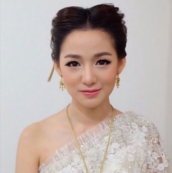 งานแต่ง แพรว อมรรัตน์ 