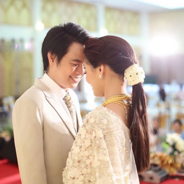 งานแต่ง แพรว อมรรัตน์ 