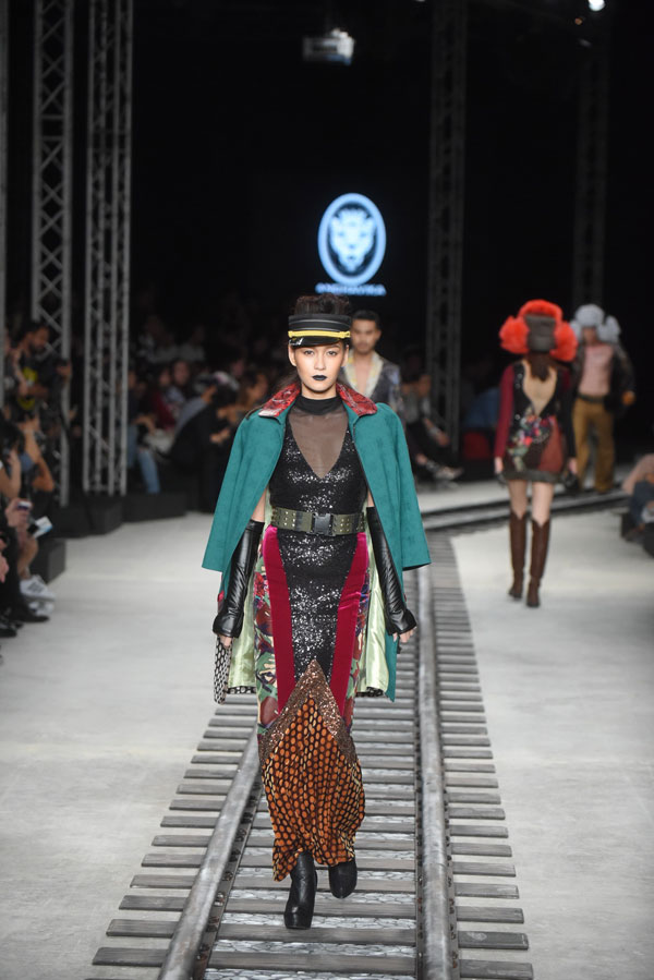 บี น้ำทิพย์ 