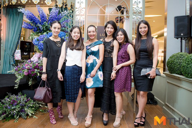 เหล่าเซเลบริตี้สาวๆ 