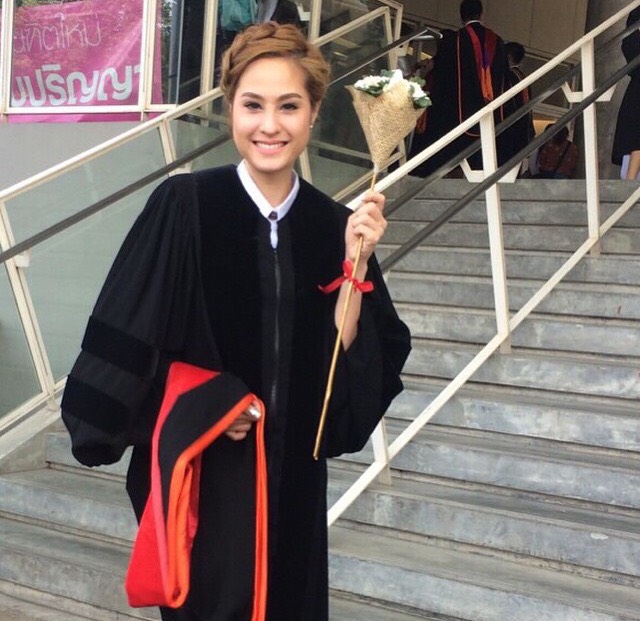 ขวัญ อุษามณี 