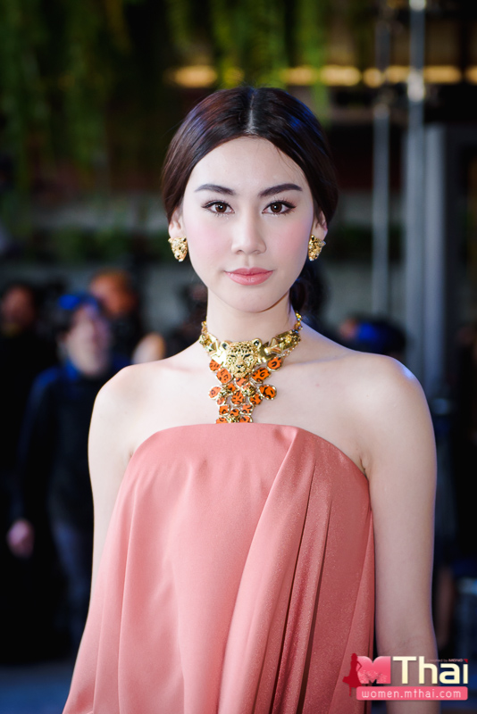 ทรงผมดารา