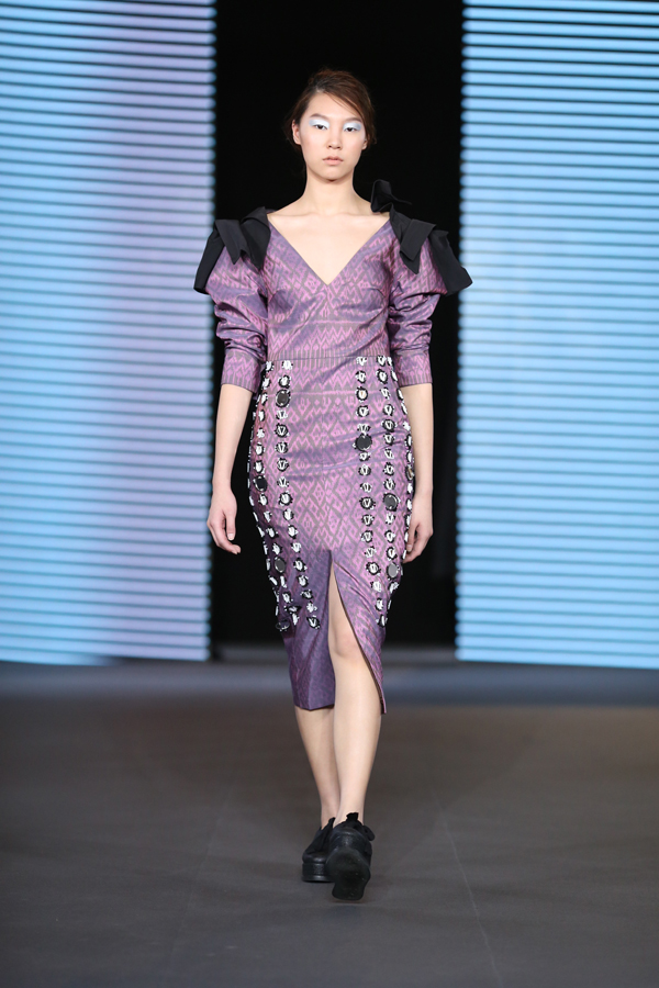 แบรนด์ realistic situation