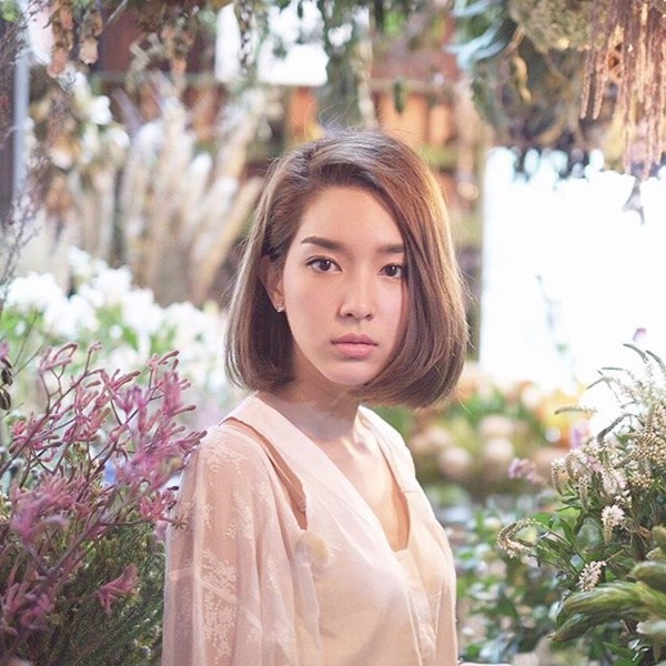 ดาราผมสั้น 