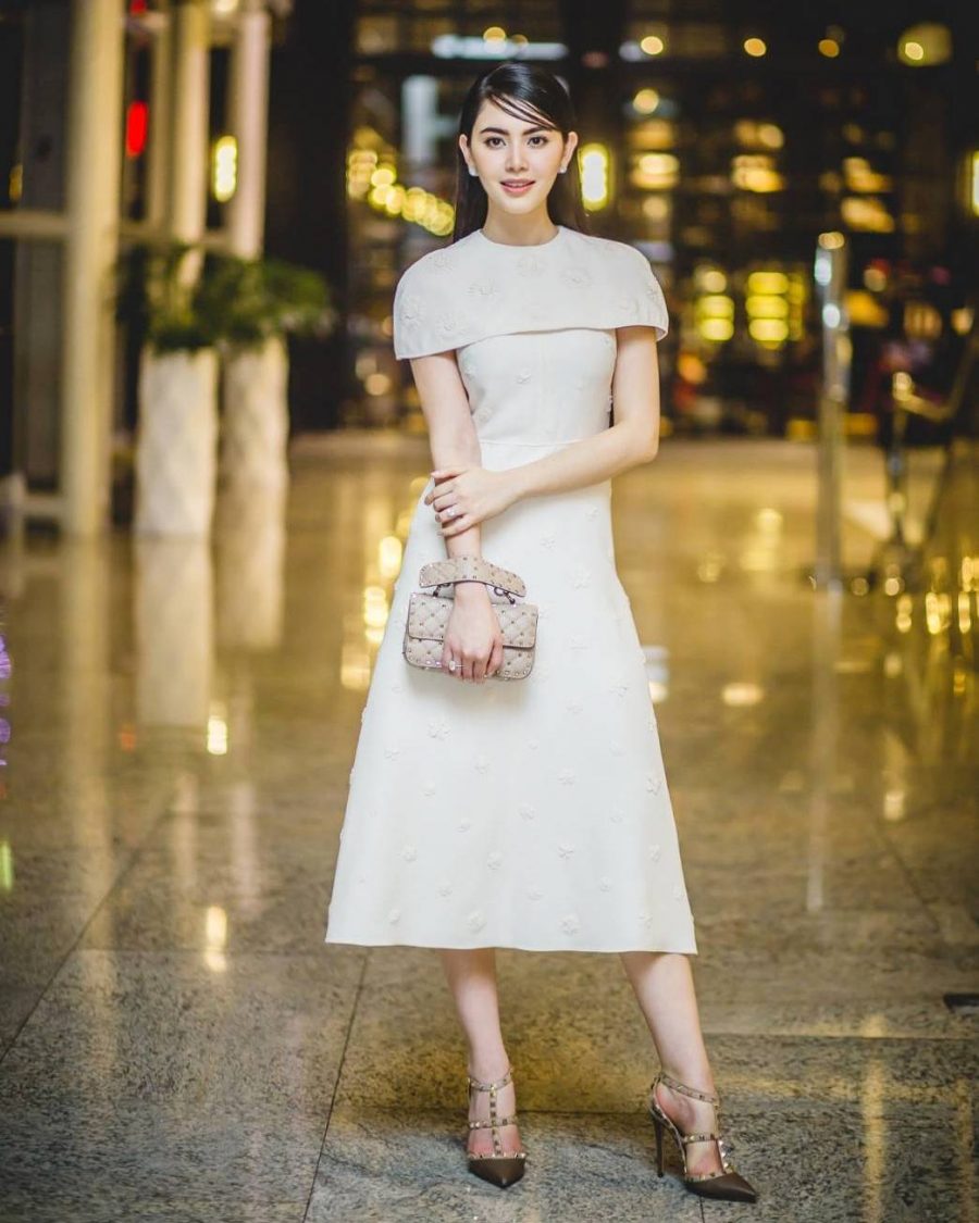 ใหม่ – ดาวิกา