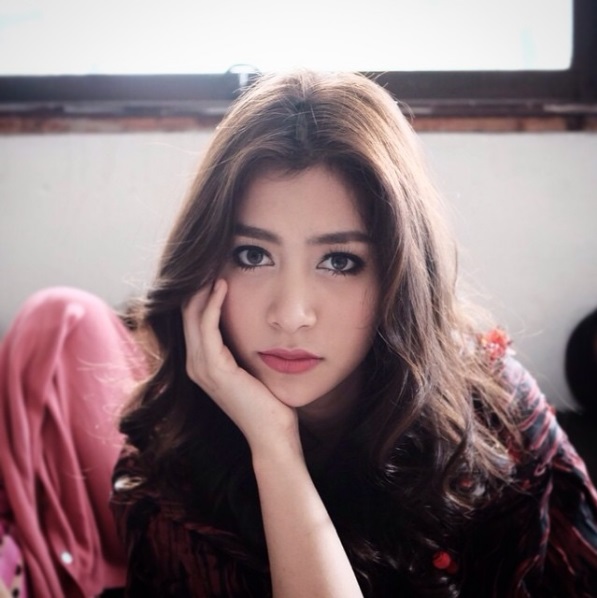 จีจี้ ชลธิชา เที่ยงธรรม