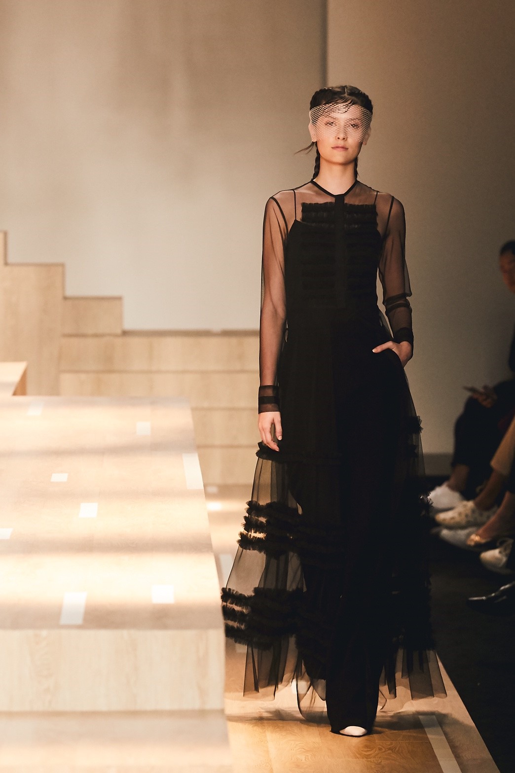 มารีญา พูลเลิศลาภ