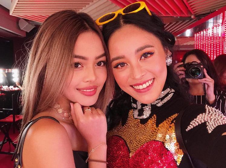  ลิลลี่ เมย์แมค 