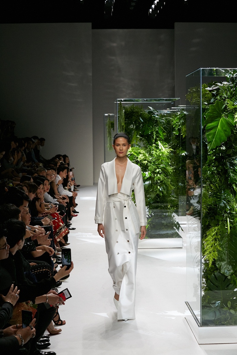 มารีญา พูลเลิศลาภ