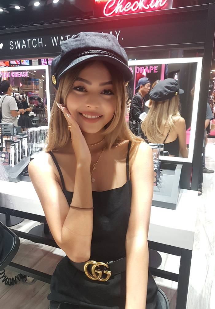  ลิลลี่ เมย์แมค 