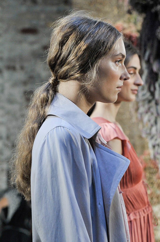 ทรงผมมัดรวบสวยๆ