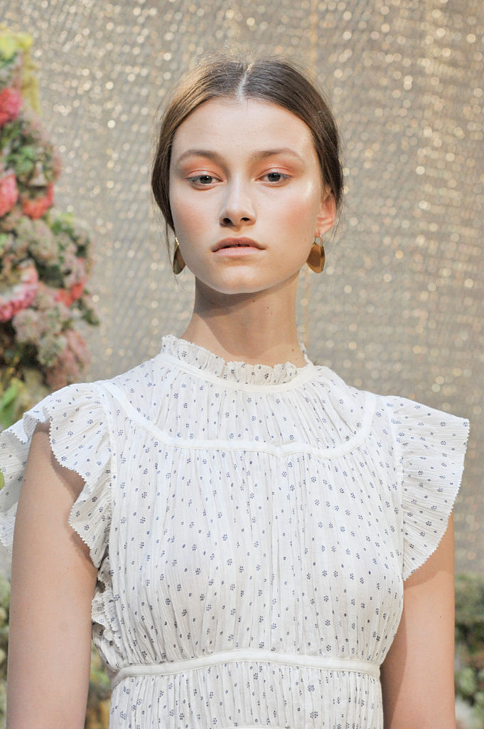 ทรงผมมัดรวบ