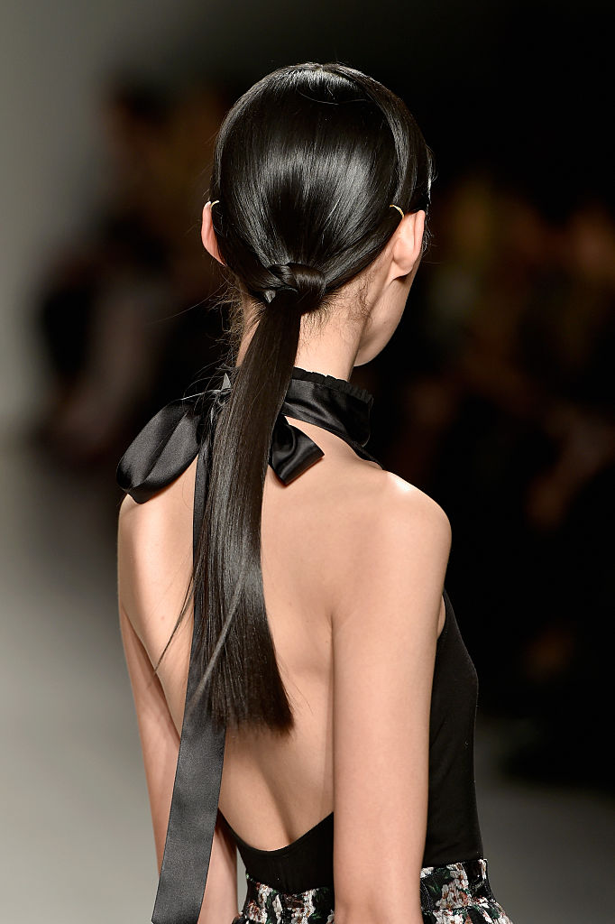 ทรงผมมัดรวบเก๋ๆ