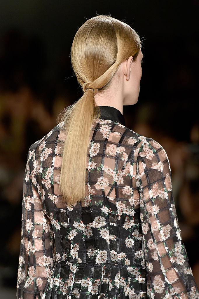 ทรงผมมัดรวบเก๋ๆ