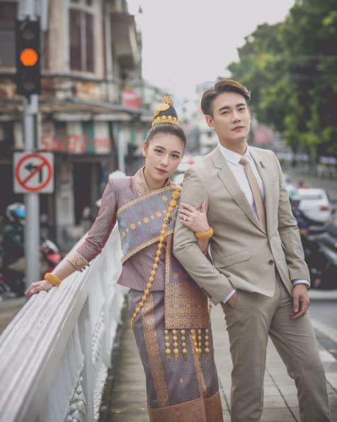 ชุดแต่งงาน แอปเปิ้ล