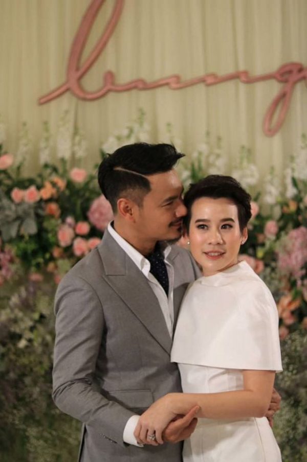 ชุดแต่งงาน บุ้ง ทายาทตึกใบหยก