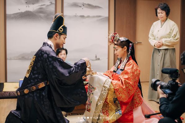 ชุดแต่งงาน ปาร์ค ฮยอน ซอน