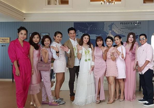 ชุดแต่งงานดารา