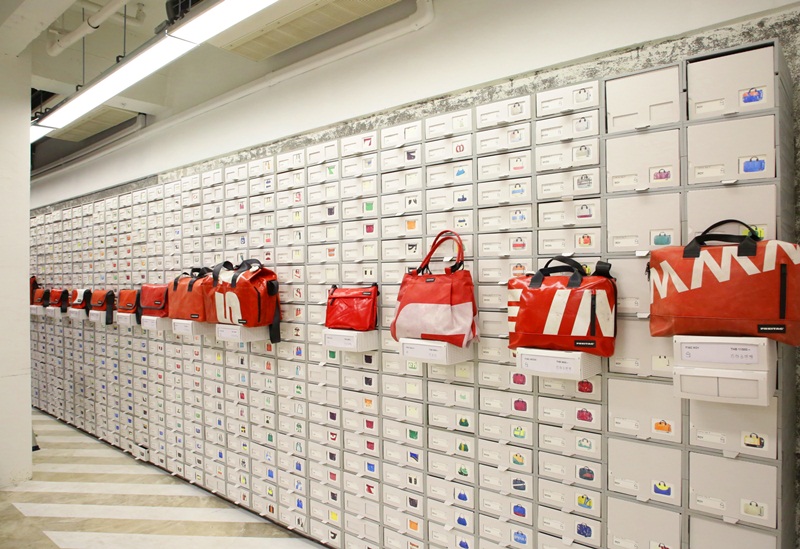 Freitag กระเป๋า กระเป๋าfreitag กระเป๋ารีไซน์เคิล แฟชั่นรักษ์โลก