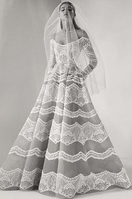 ชุดแต่งงาน มาร์กี้