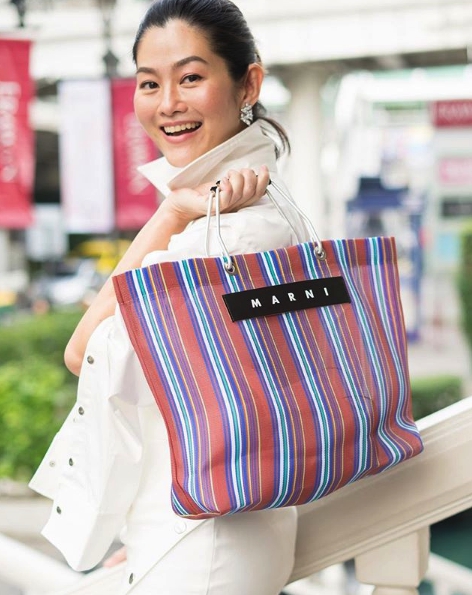 กระเป๋าแบรนด์เนม