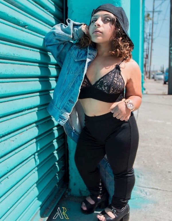 นางแบบร่างแคระ