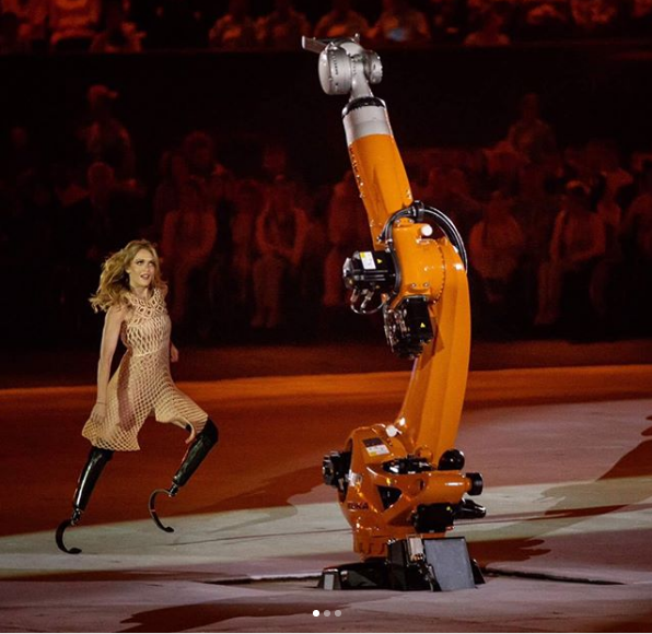 ผู้หญิงแกร่ง