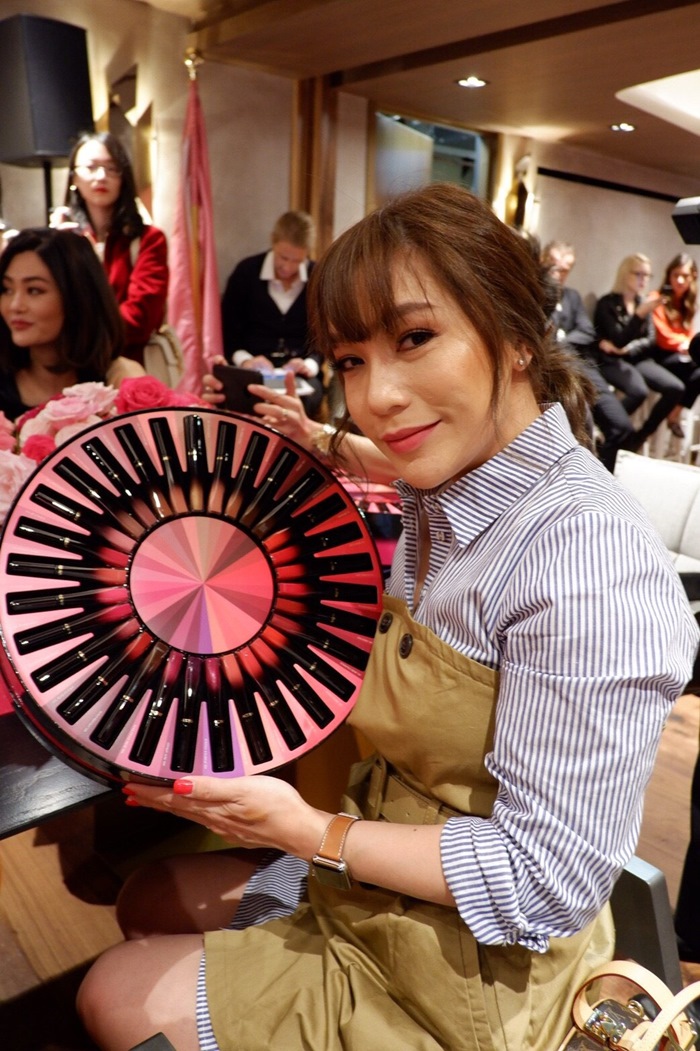 โมเม นภัสสร บุรณศิริ